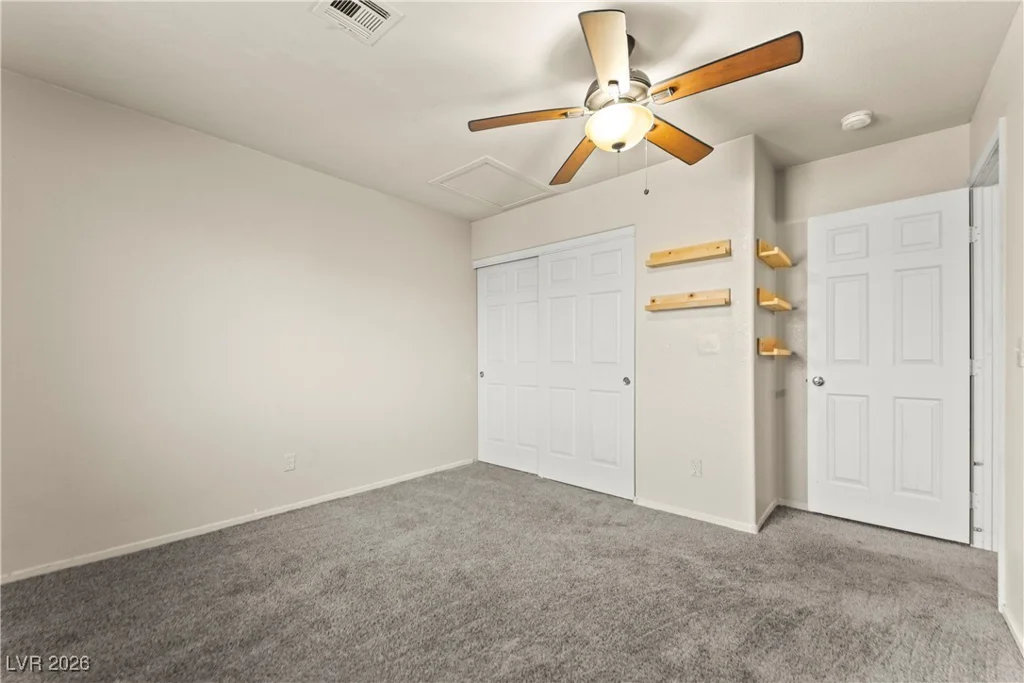6013 Pebble Grey, Las Vegas, NV 89130