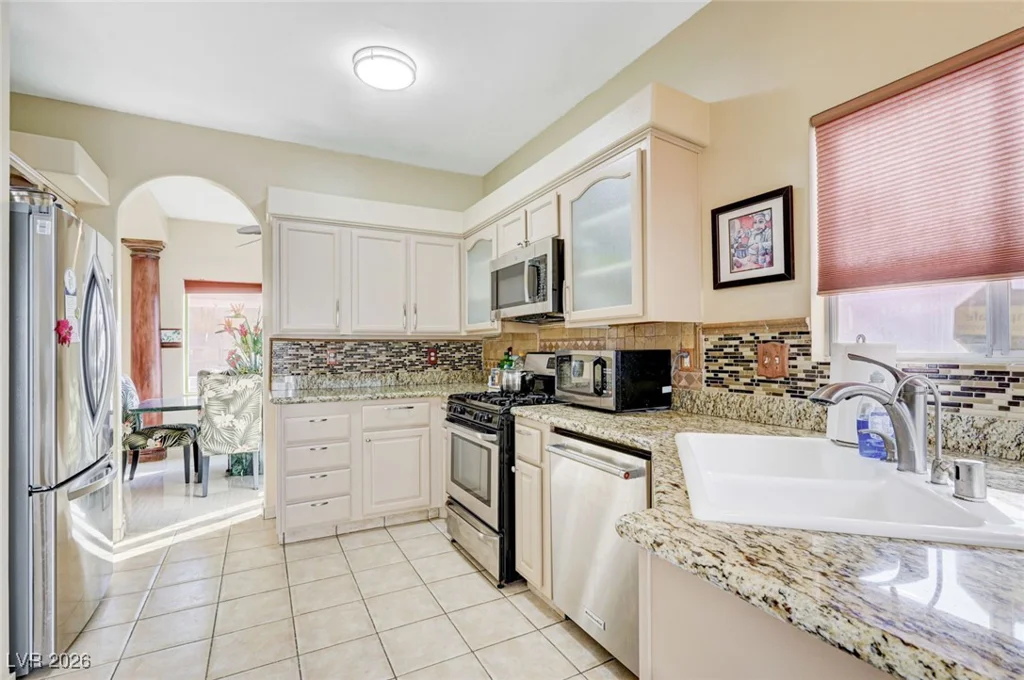 2549 Parker James, Henderson, NV 89074