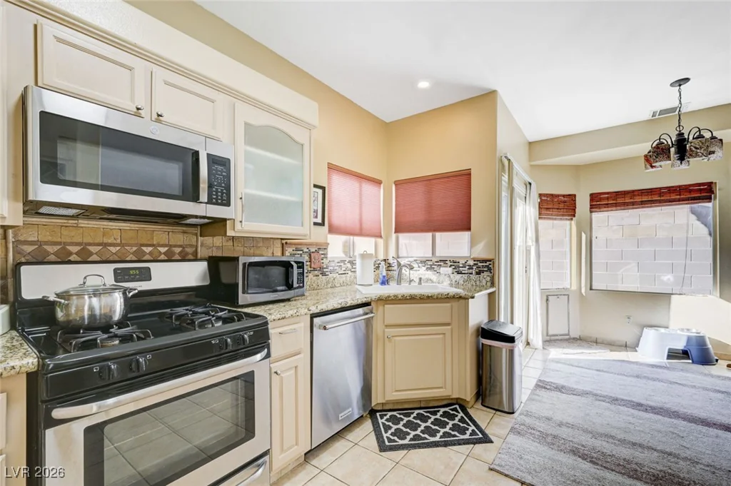 2549 Parker James, Henderson, NV 89074