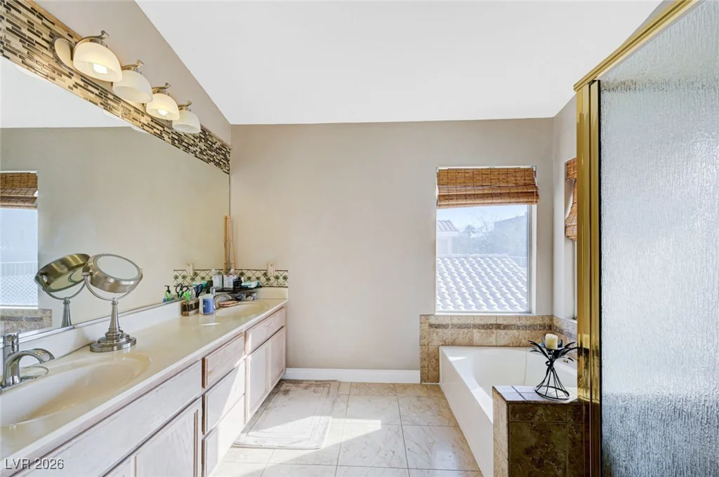 2549 Parker James, Henderson, NV 89074