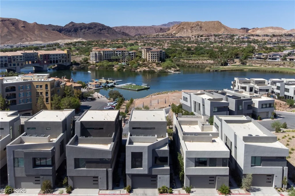 38 Promenade Isle, Henderson, NV 89011