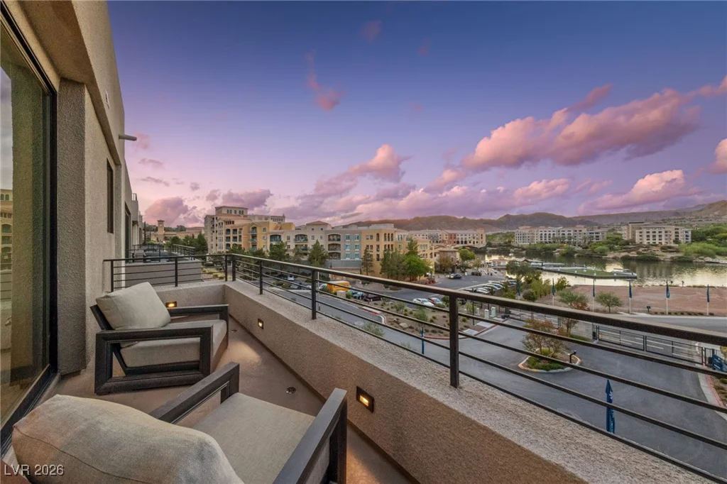38 Promenade Isle, Henderson, NV 89011