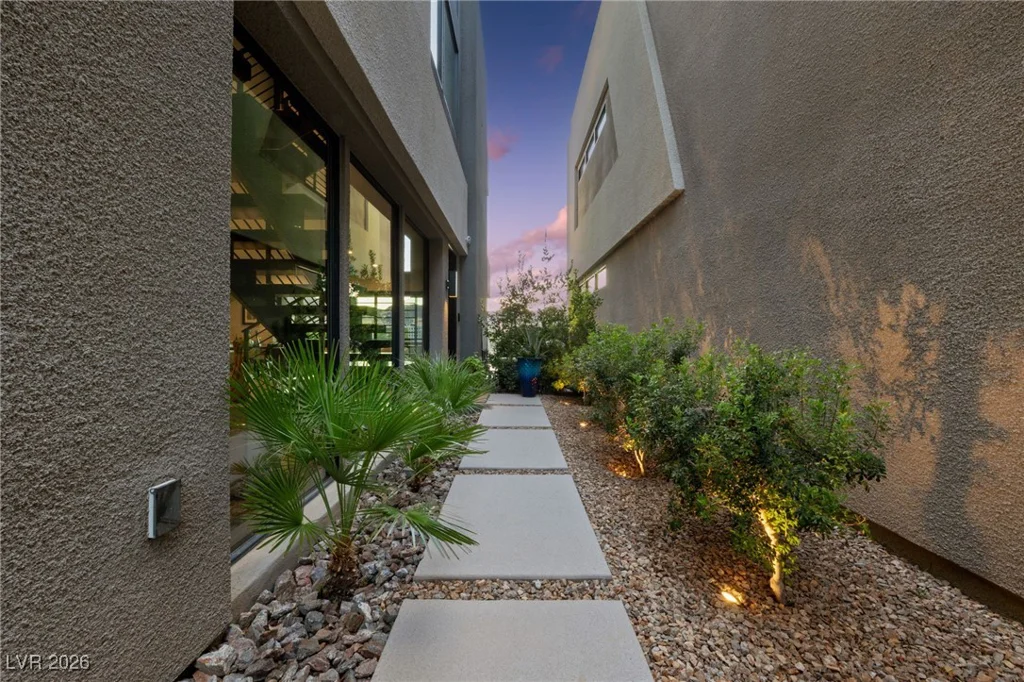 38 Promenade Isle, Henderson, NV 89011