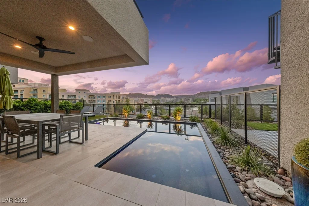 38 Promenade Isle, Henderson, NV 89011