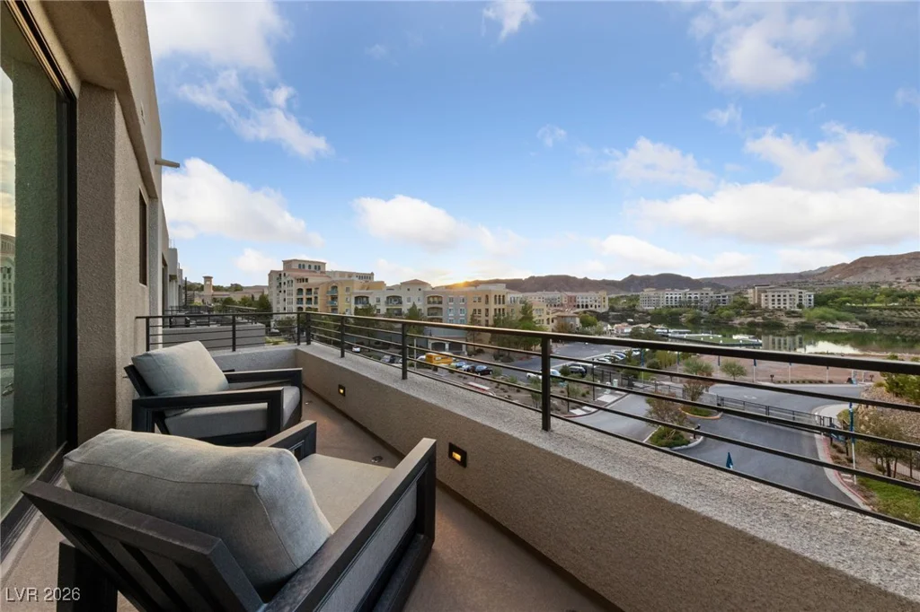 38 Promenade Isle, Henderson, NV 89011