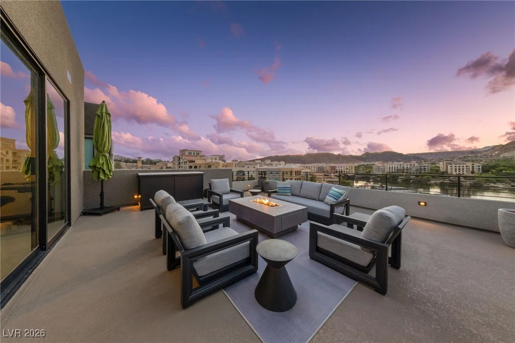 38 Promenade Isle, Henderson, NV 89011