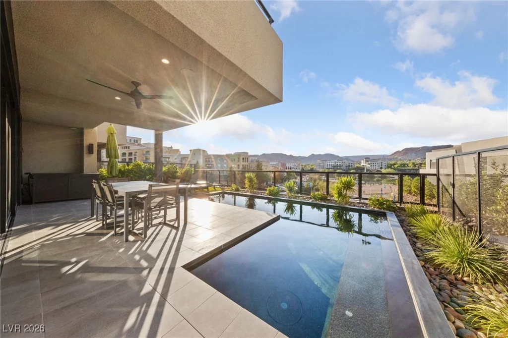 38 Promenade Isle, Henderson, NV 89011