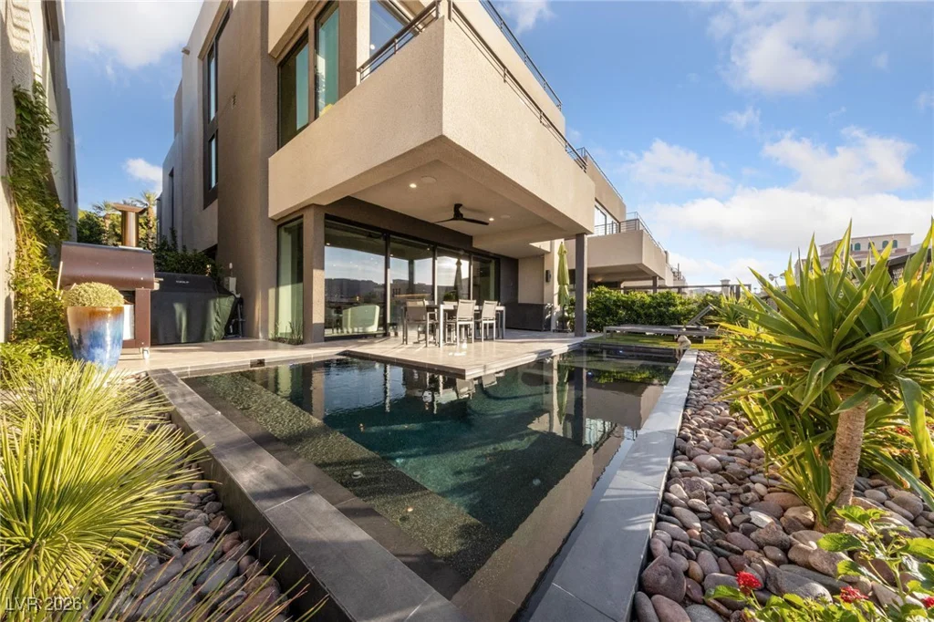 38 Promenade Isle, Henderson, NV 89011