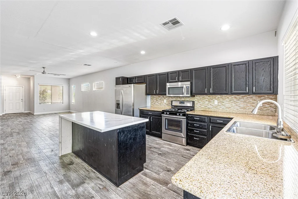 3257 Rushing Waters, Las Vegas, NV 89135