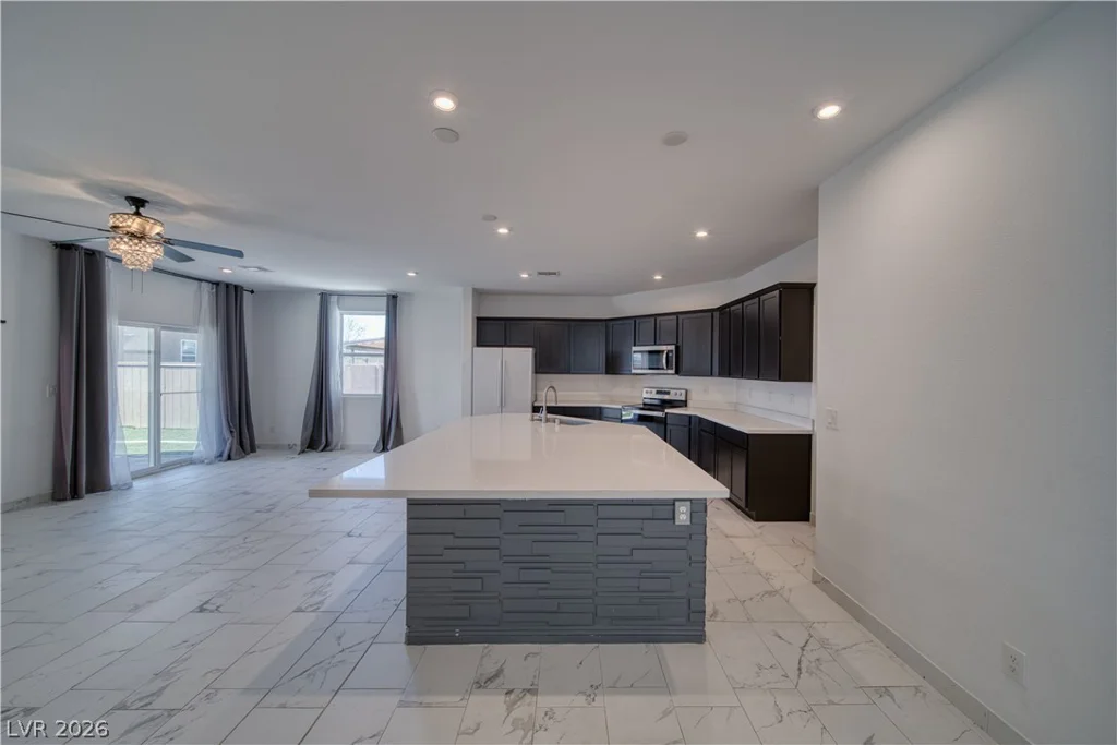 3821 Weld, Pahrump, NV 89061