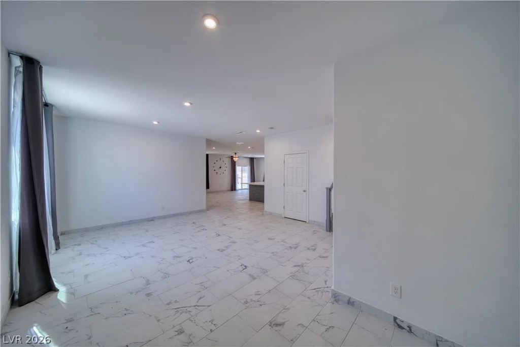 3821 Weld, Pahrump, NV 89061