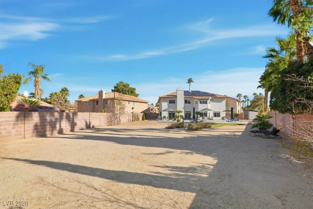 9433 Salt Water, Las Vegas, NV 89117