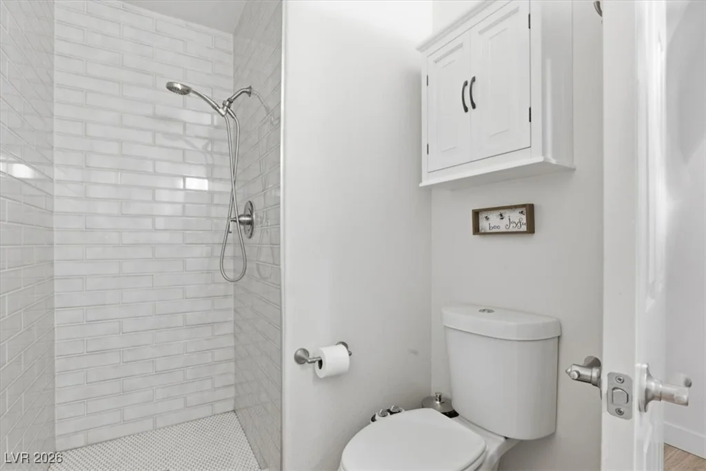 9433 Salt Water, Las Vegas, NV 89117