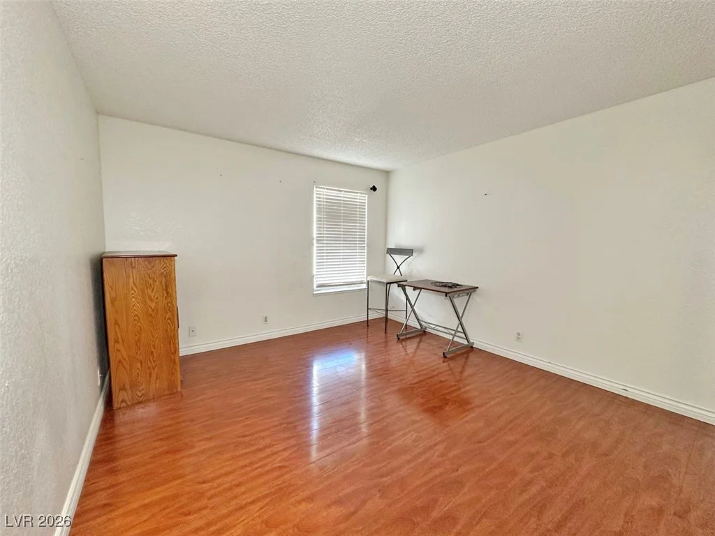 2205 Sun, North Las Vegas, NV 89030