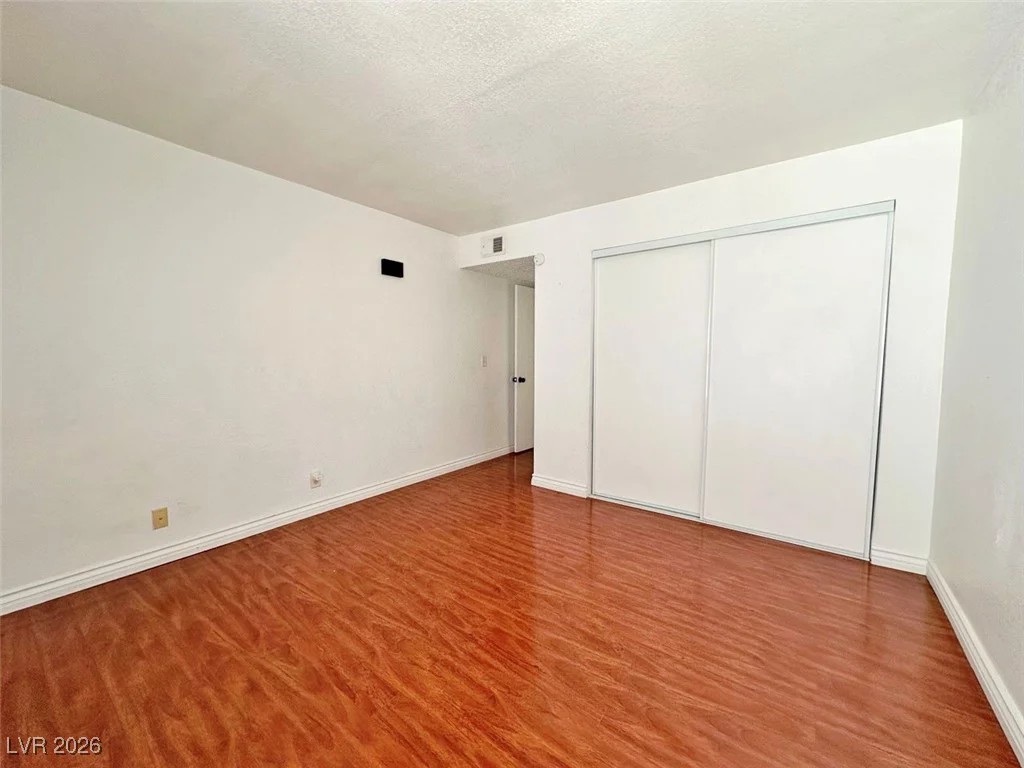 2205 Sun, North Las Vegas, NV 89030