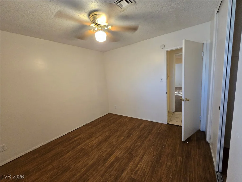 1909 Leona, Las Vegas, NV 89106