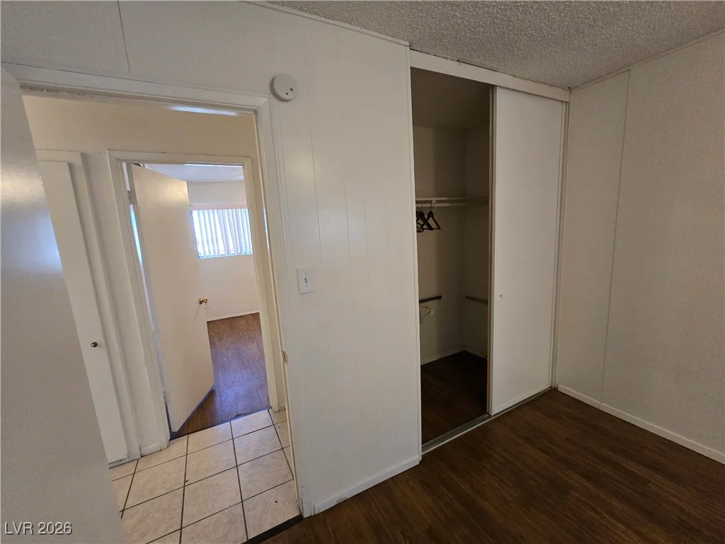 1909 Leona, Las Vegas, NV 89106