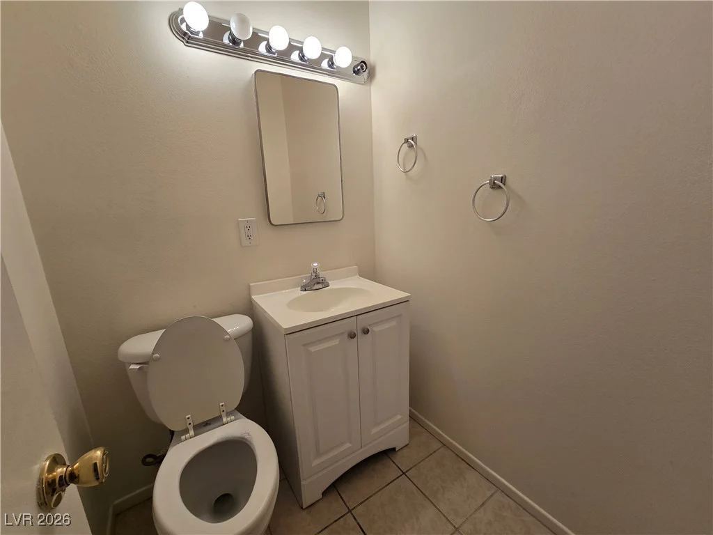 1909 Leona, Las Vegas, NV 89106