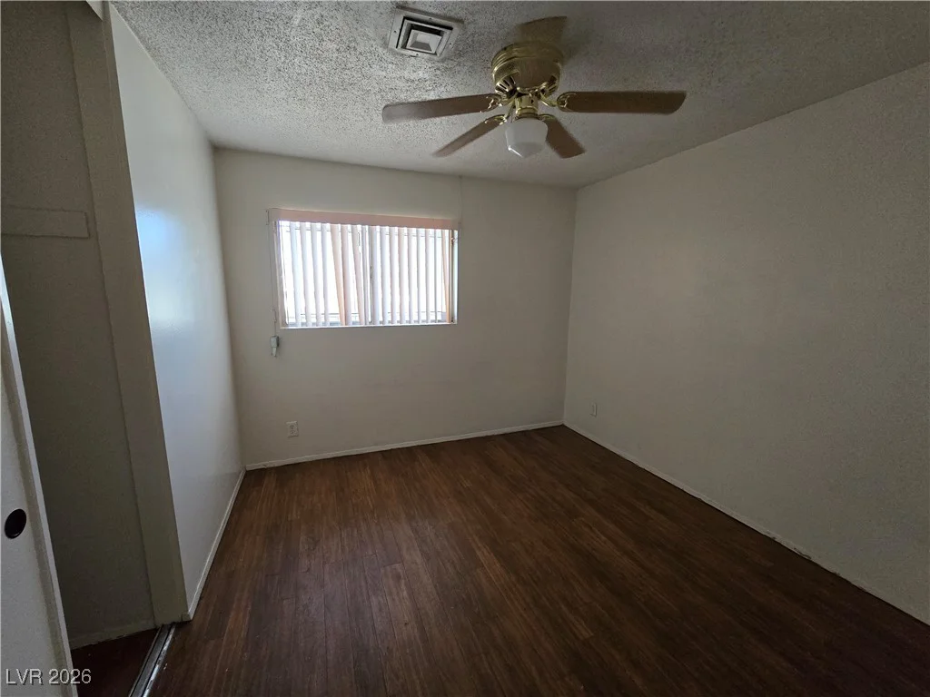 1909 Leona, Las Vegas, NV 89106