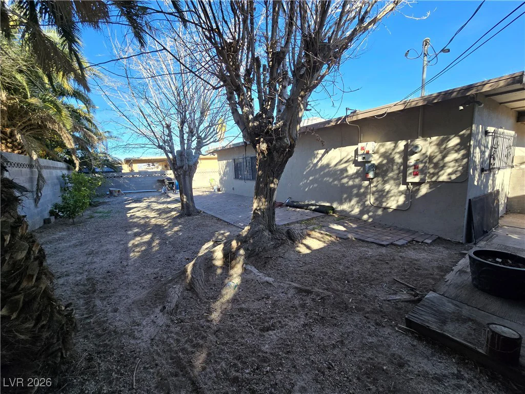 1909 Leona, Las Vegas, NV 89106