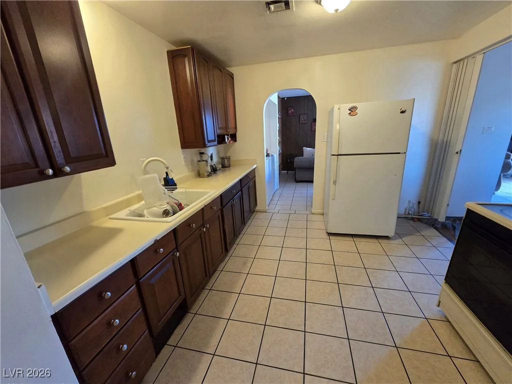 1909 Leona, Las Vegas, NV 89106