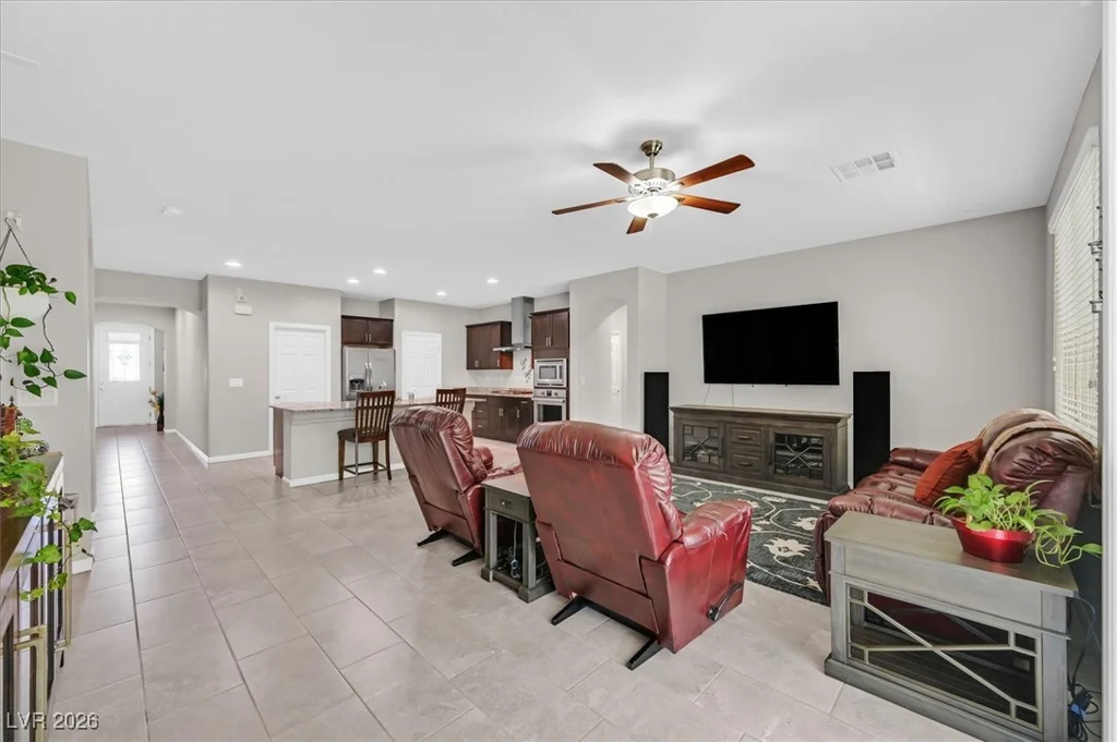 10470 Irish Cliffs, Las Vegas, NV 89149