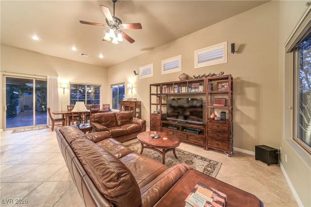 4 Emerald Dunes, Henderson, NV 89052