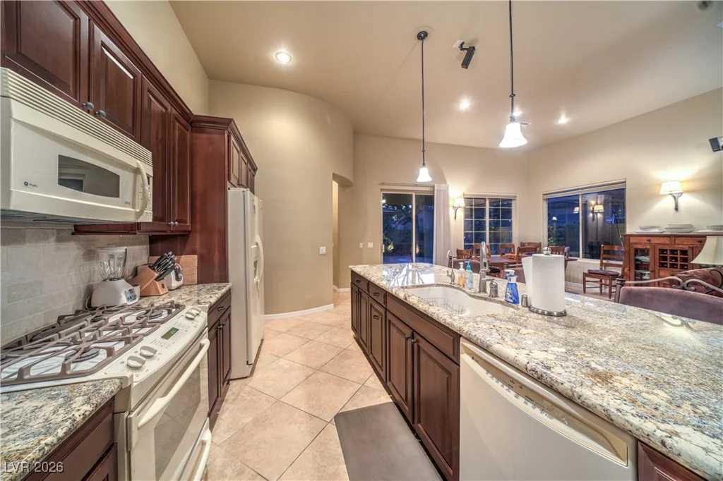 4 Emerald Dunes, Henderson, NV 89052