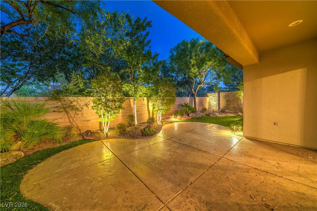 4 Emerald Dunes, Henderson, NV 89052