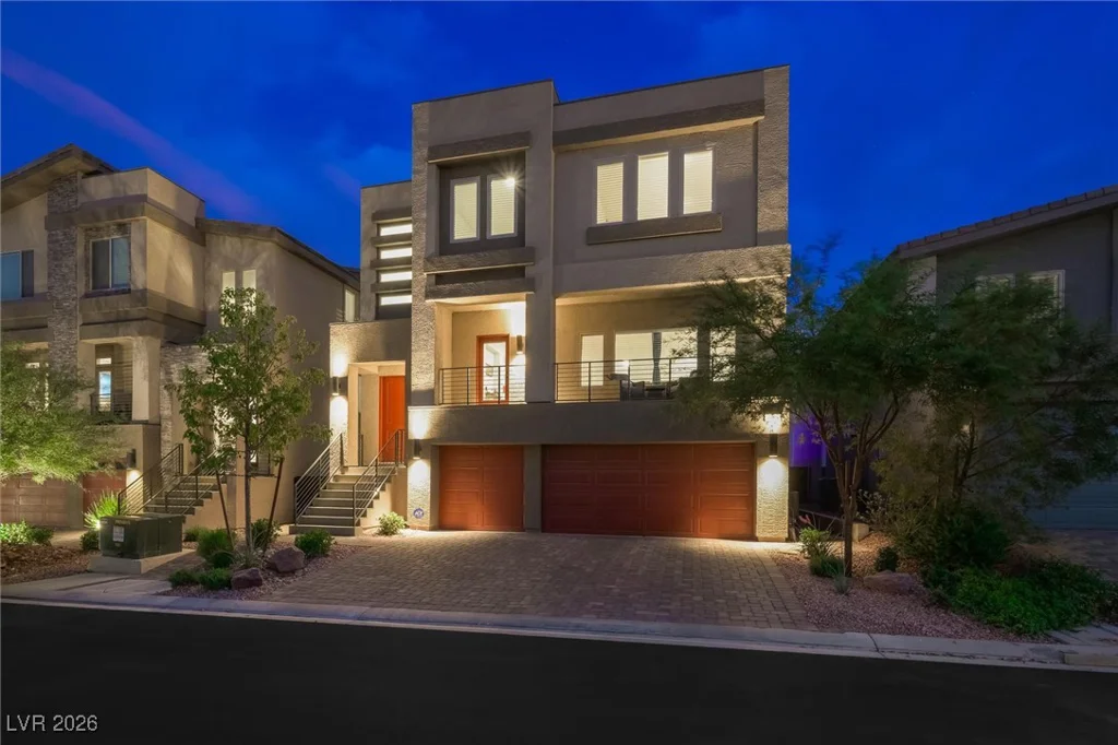 7085 Sunland Hills, Las Vegas, NV 89113