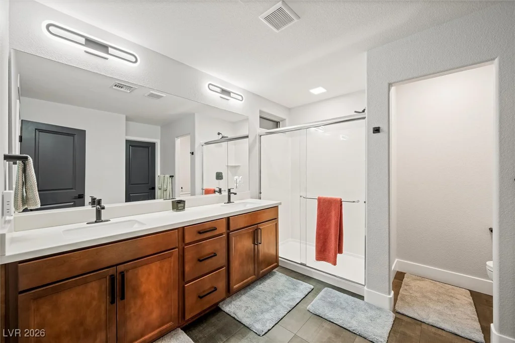 7085 Sunland Hills, Las Vegas, NV 89113