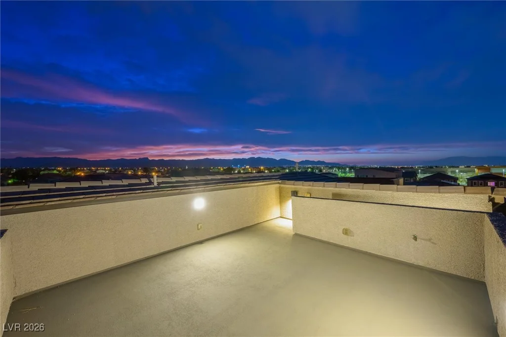 7085 Sunland Hills, Las Vegas, NV 89113