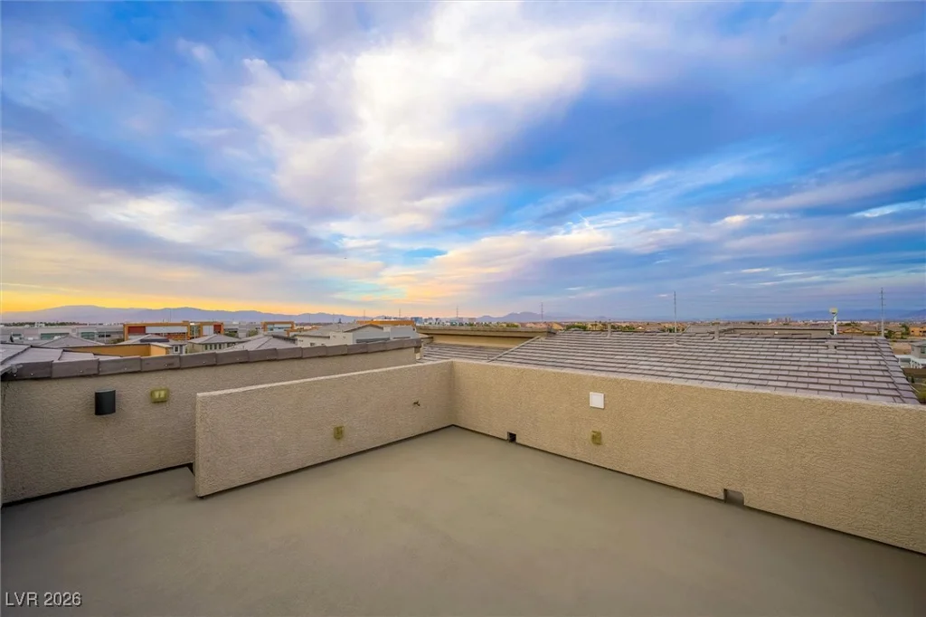 7085 Sunland Hills, Las Vegas, NV 89113
