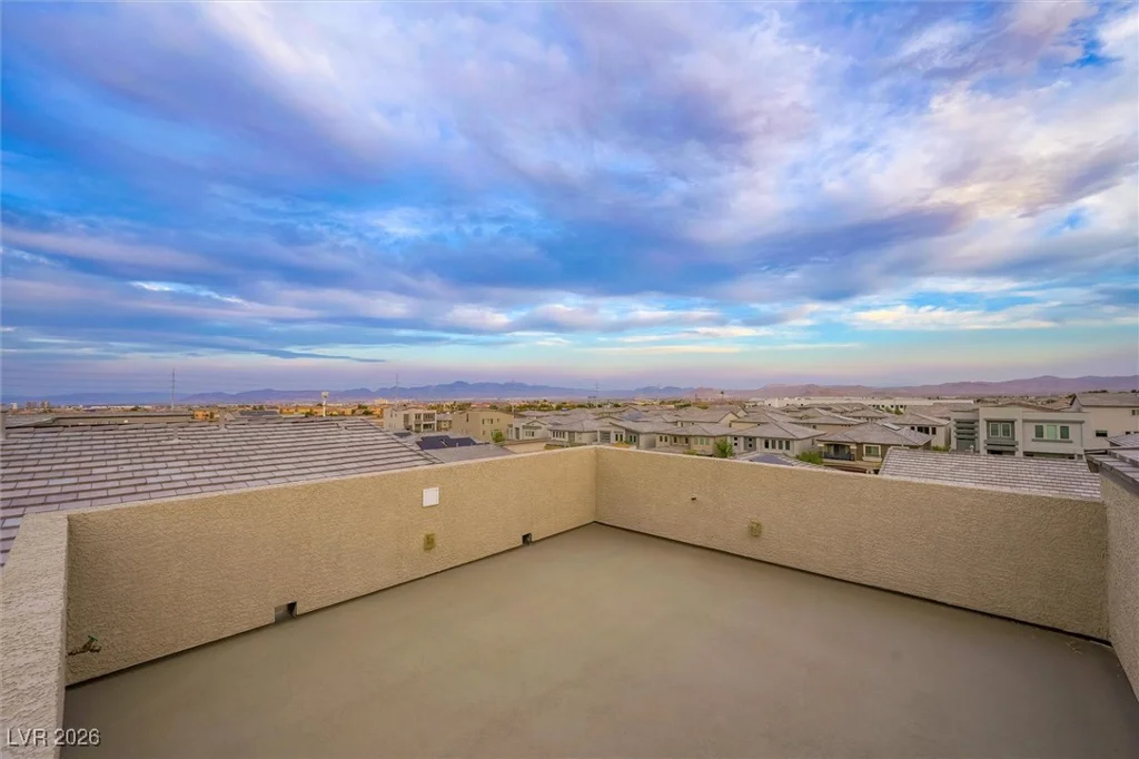 7085 Sunland Hills, Las Vegas, NV 89113