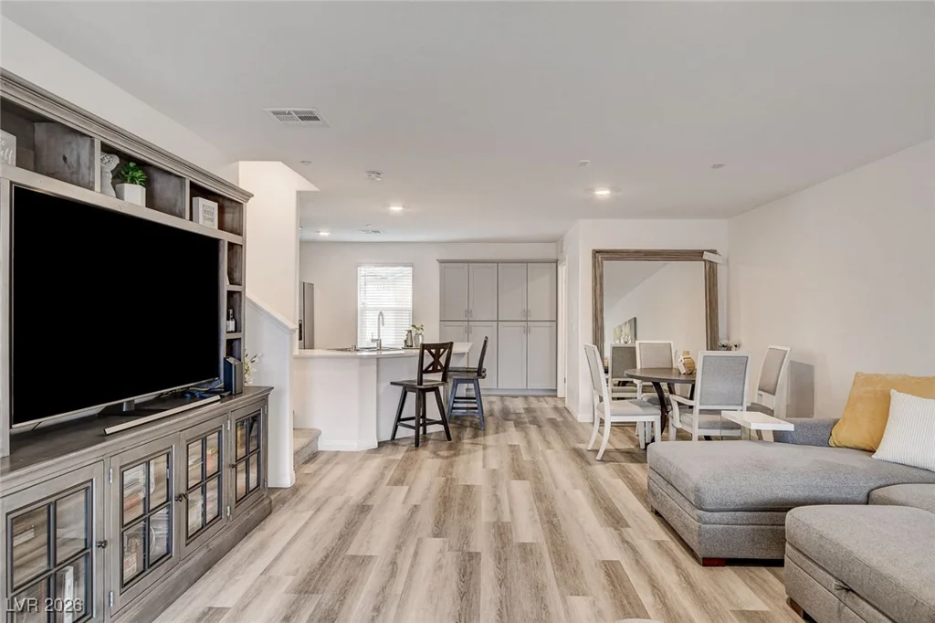 2755 Atomic Tangerine, Las Vegas, NV 89183