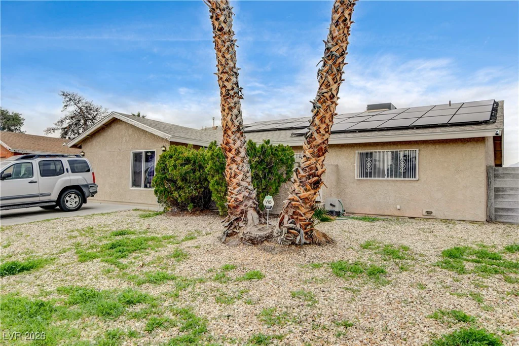 1832 Goose Creek, Las Vegas, NV 89108