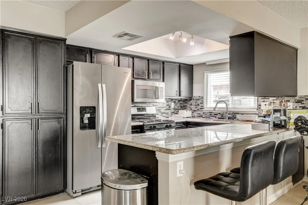 1832 Goose Creek, Las Vegas, NV 89108