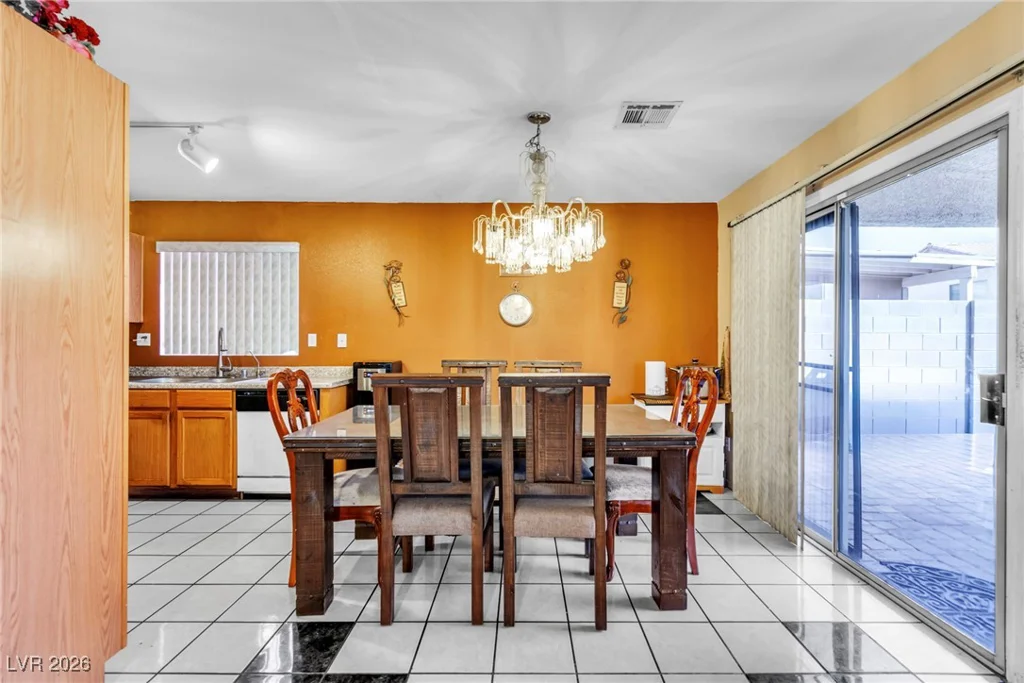 6323 Brianna Peak, Las Vegas, NV 89142