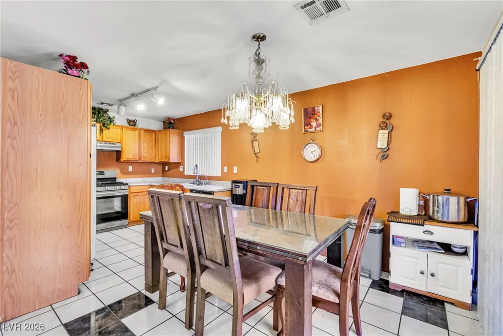 6323 Brianna Peak, Las Vegas, NV 89142