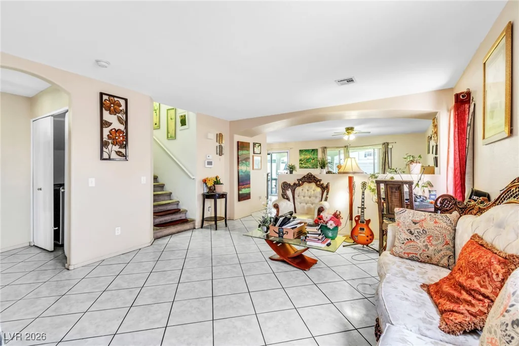 6323 Brianna Peak, Las Vegas, NV 89142