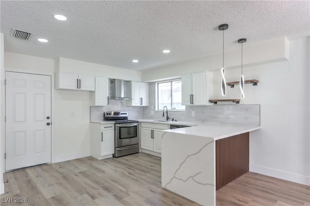 4277 Rimcrest, Las Vegas, NV 89121