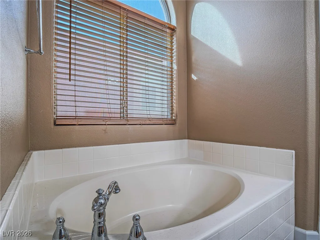 87 Rattlesnake Grass, Henderson, NV 89002