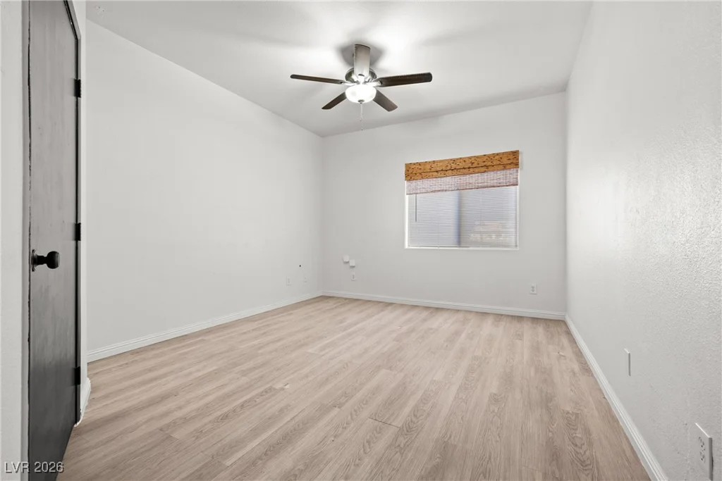 5751 Hacienda, Las Vegas, NV 89122