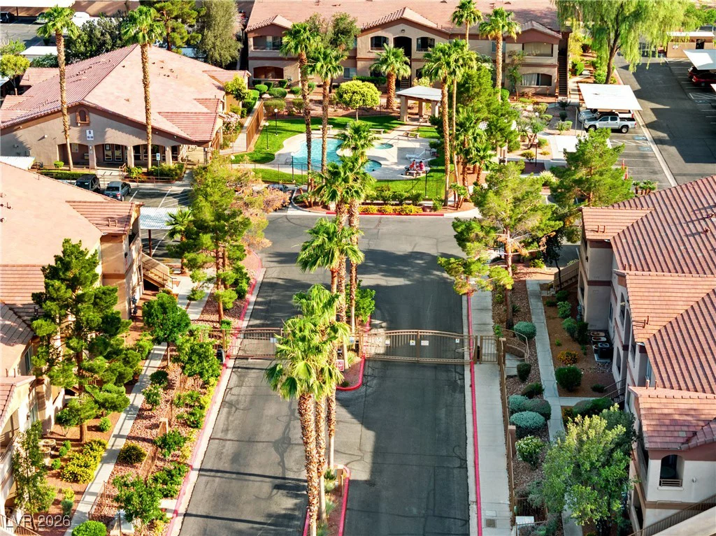 5751 Hacienda, Las Vegas, NV 89122