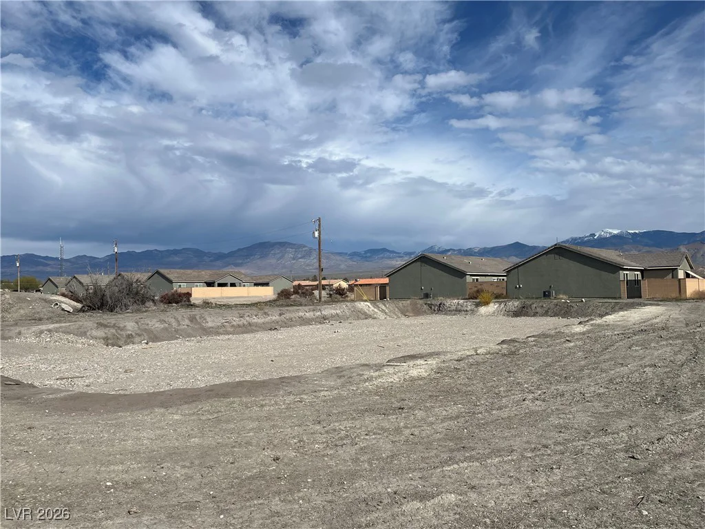 1121 Ogden, Pahrump, NV 89048