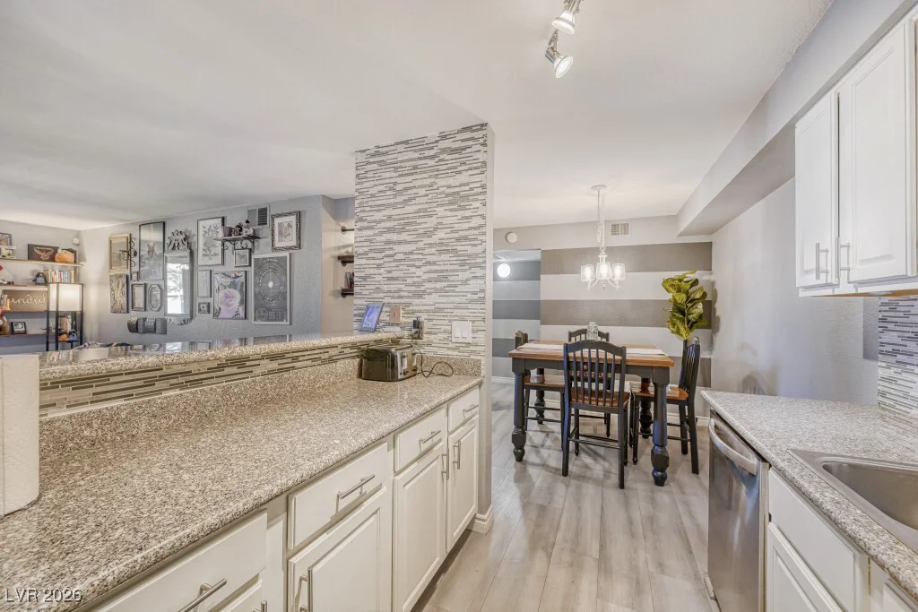 2451 Rainbow, Las Vegas, NV 89108