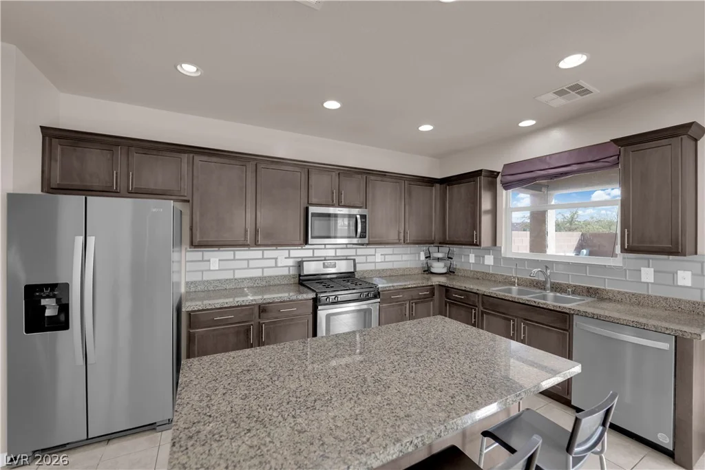 8997 Vista Pines, Las Vegas, NV 89178