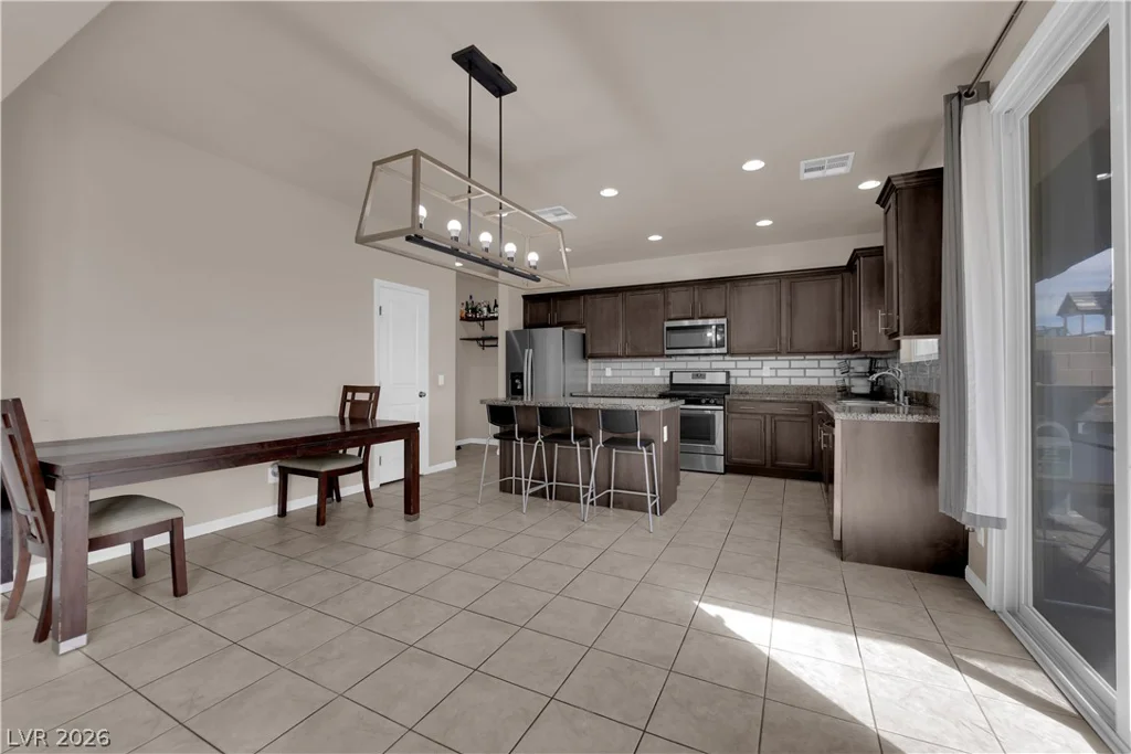 8997 Vista Pines, Las Vegas, NV 89178