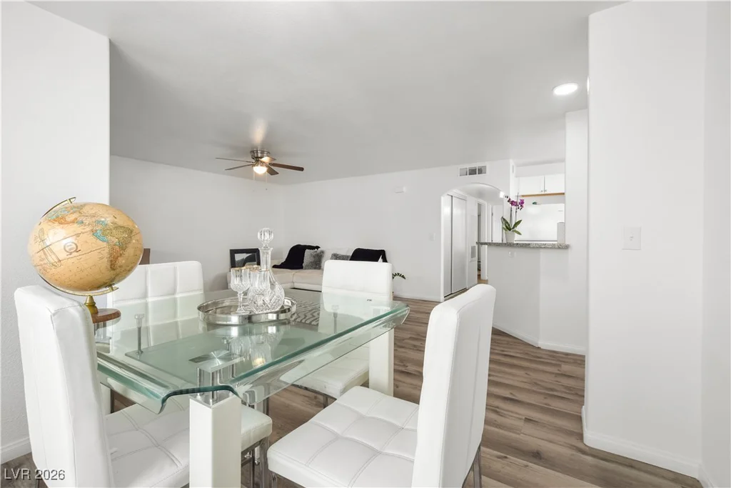 4428 Lake Mead, Las Vegas, NV 89108