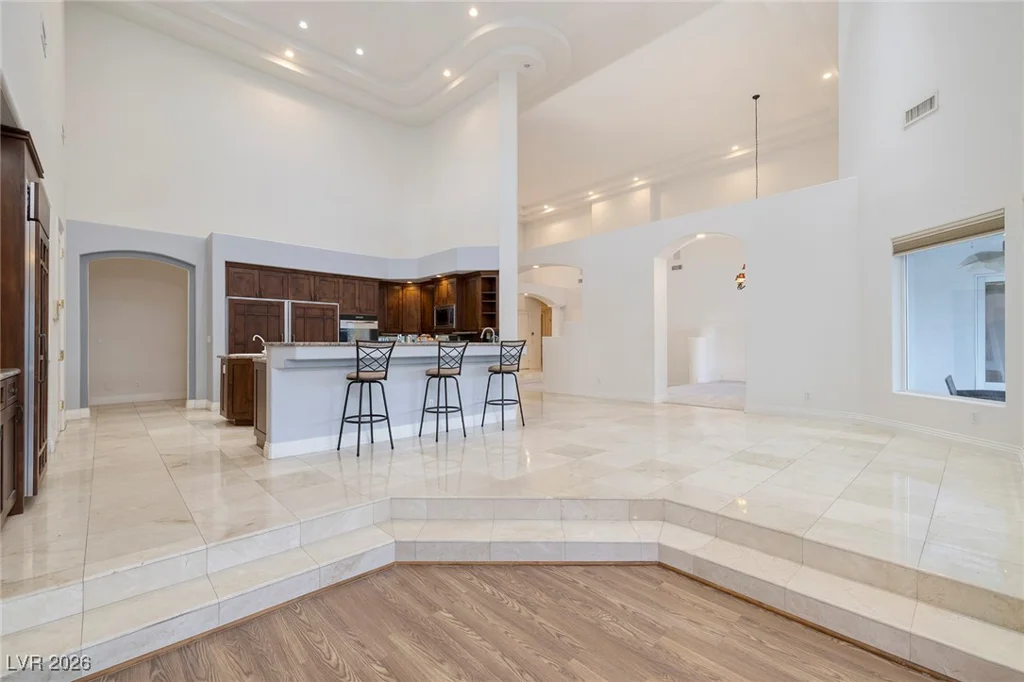 7421 Silver Palm, Las Vegas, NV 89117